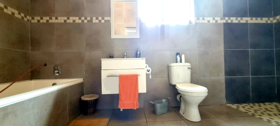3 Bedroom Property for Sale in West Bank Eastern Cape